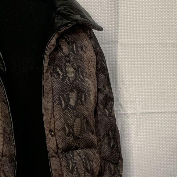 BLANK NYC Reversible Bomber JACKET - Size XS - Black Camo / Solid‎ Black - Picture 11 of 13